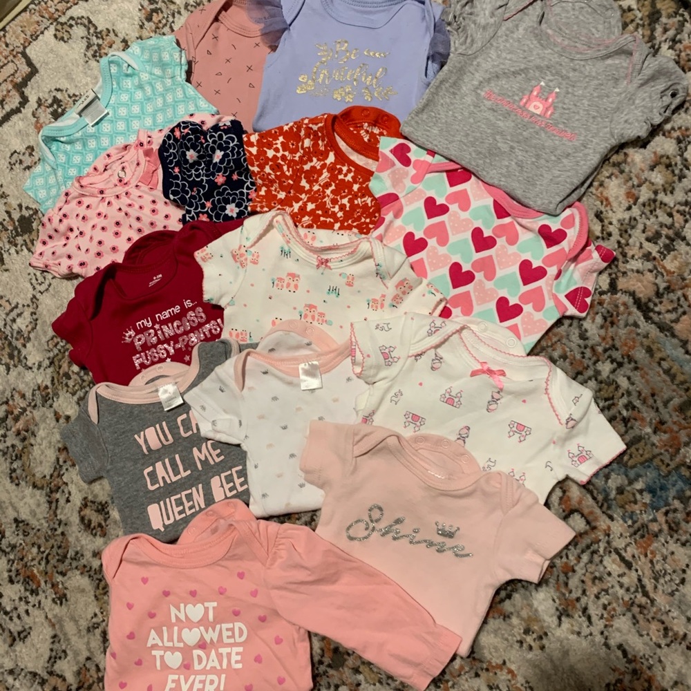 0-3 mos onesie lot pack